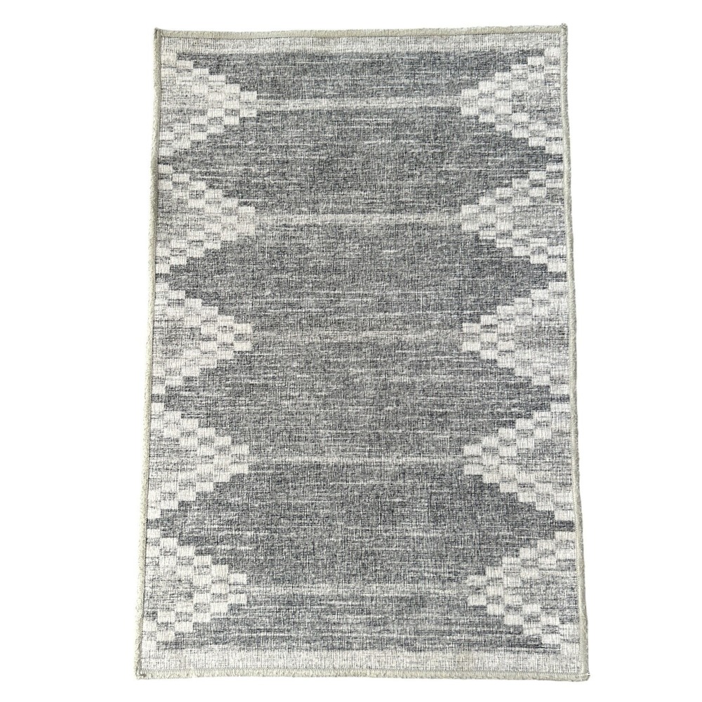 Ruggable 2' x 3' "Sloane" Grey Rug with Pad Washable Area Rug Gray Minimalist